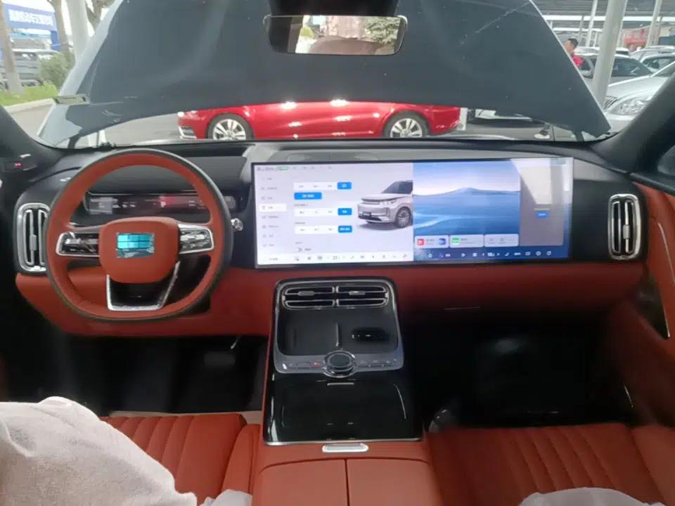 Geely Galaxy M9 2025 Model 230km Two-Wheel-Drive Exploration Edition — миниатюра 12