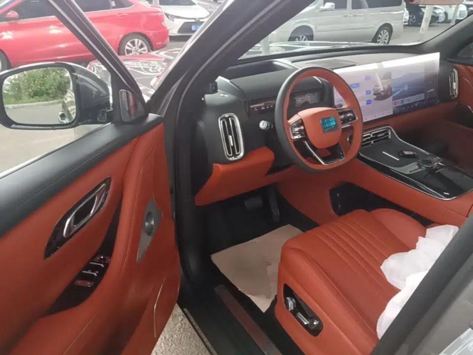 Geely Galaxy M9 2025 Model 230km Two-Wheel-Drive Exploration Edition — миниатюра 18