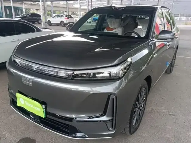 Geely Galaxy M9 2025 Model 230km Two-Wheel-Drive Exploration Edition