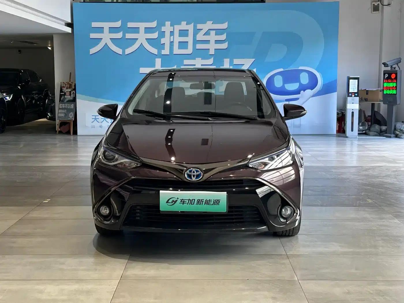 Levin Hybrid E+ 2019 1.8PH GS E-CVT Elite Edition — миниатюра 2