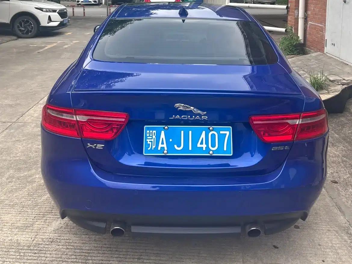 Jaguar XE 2018 2.0T 250PS 2WD R-Sport — миниатюра 13