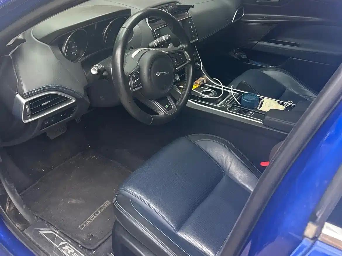 Jaguar XE 2018 2.0T 250PS 2WD R-Sport — миниатюра 5