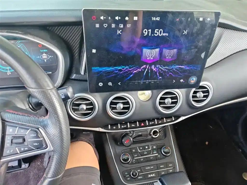 Refine S7 2017 2.0T Automatic Luxury Edition — миниатюра 12