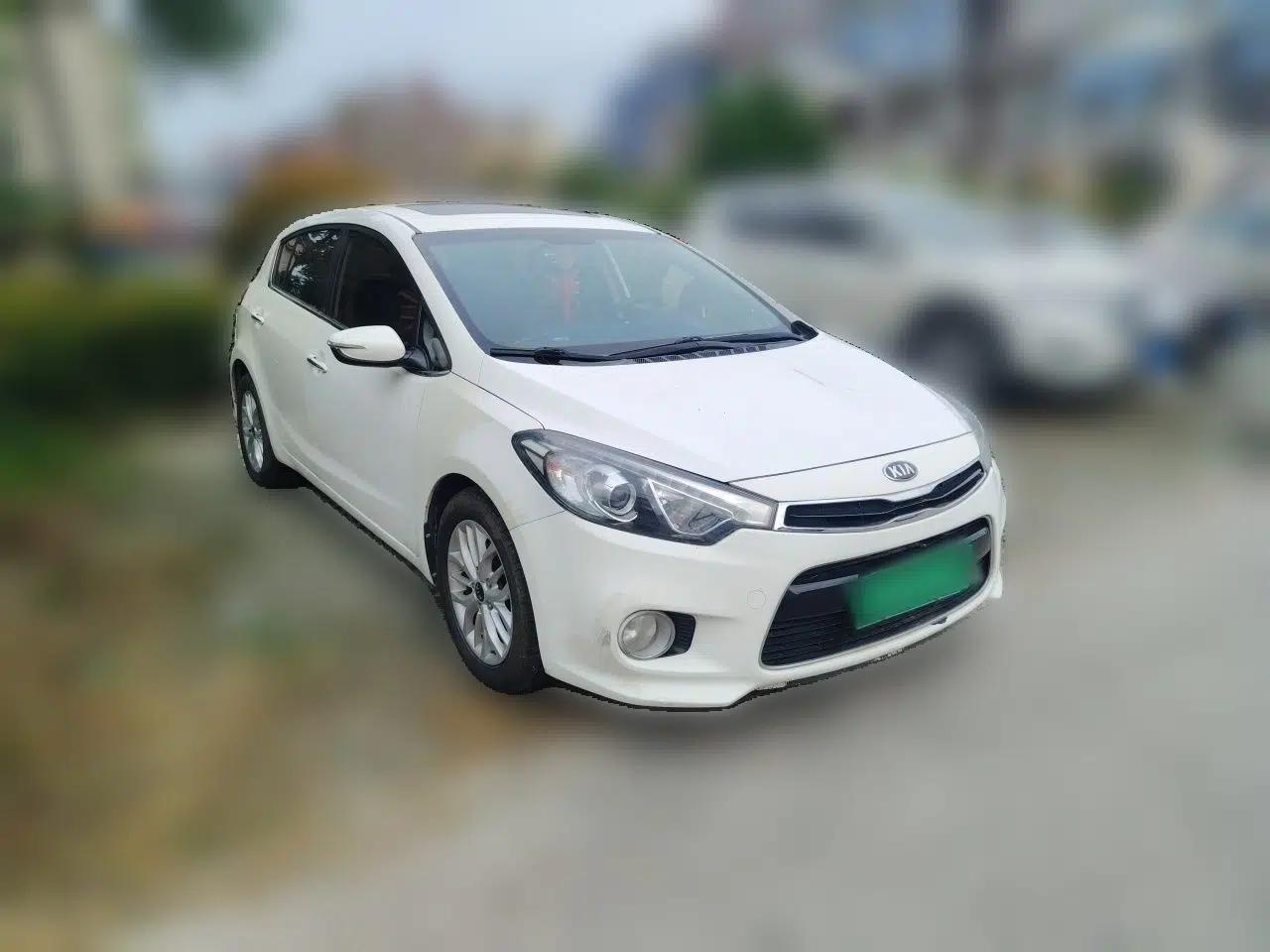 Kia K3S 2014 1.6L Automatic GLS — миниатюра 3