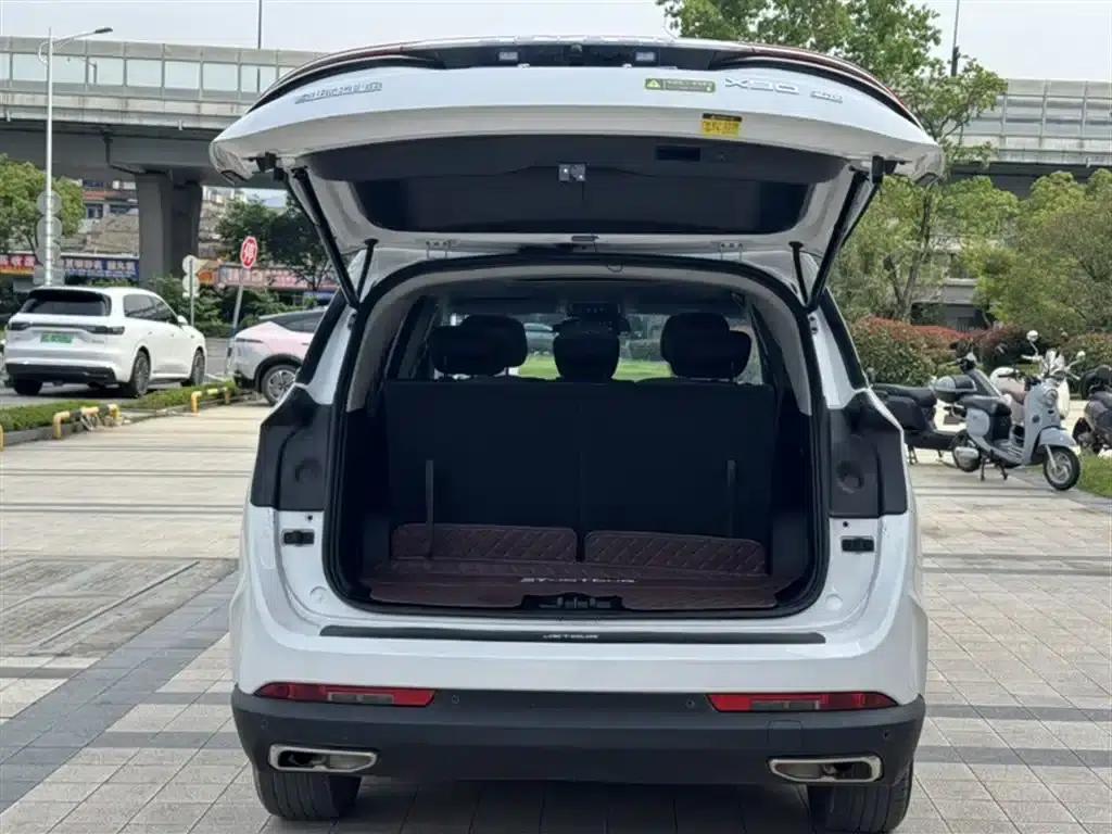 Jetour X90 PRO 2024 1.6T DCT Luxury Edition 7-seater — миниатюра 15