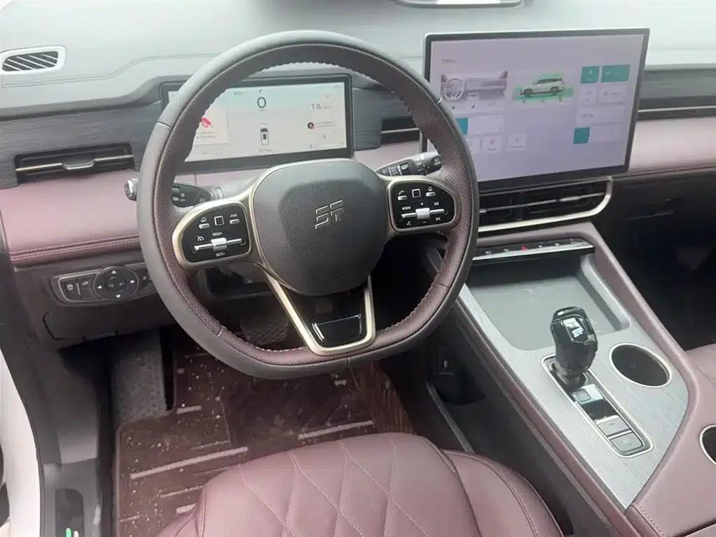 Jetour X90 PRO 2024 1.6T DCT Luxury Edition 7-seater — миниатюра 4