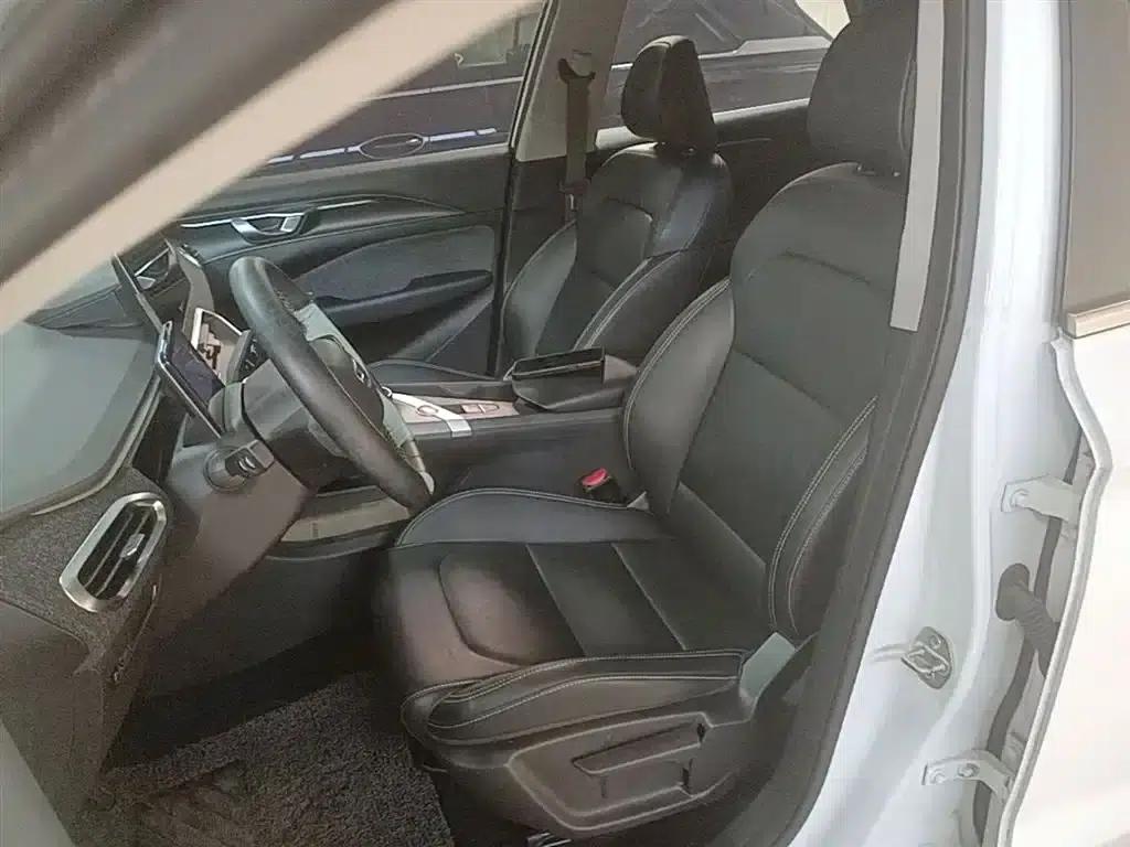 Geely Geometry C 2022 400KM Travel Edition — миниатюра 15