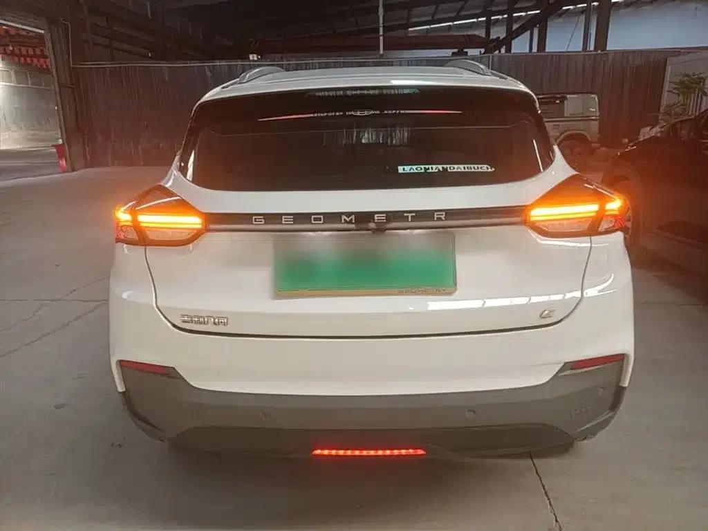 Geely Geometry C 2022 400KM Travel Edition — миниатюра 6