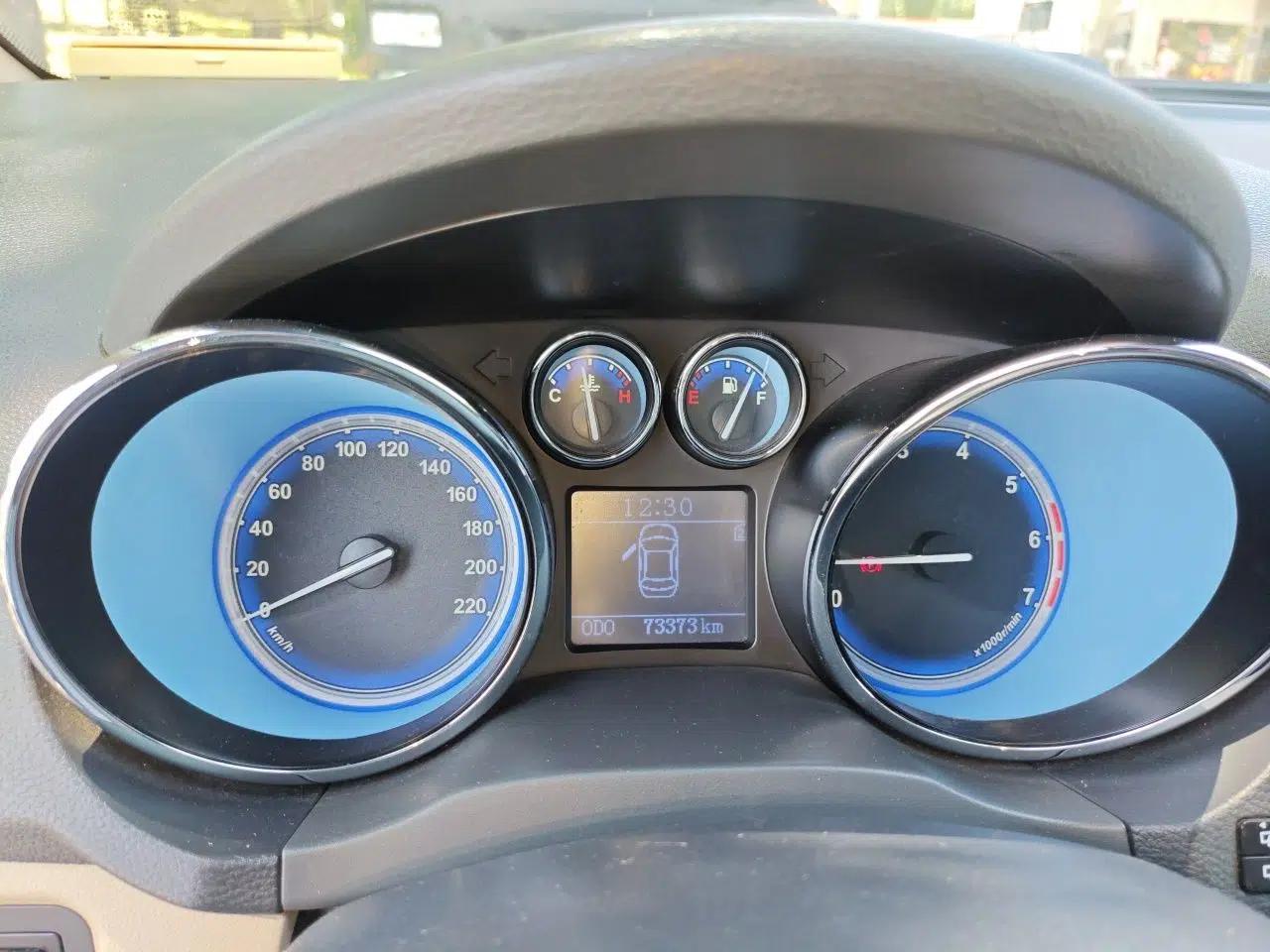 Chery E3 2013 1.5L Manual Fashion Model — миниатюра 11