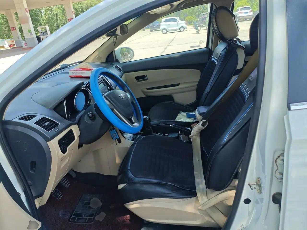 Chery E3 2013 1.5L Manual Fashion Model — миниатюра 15