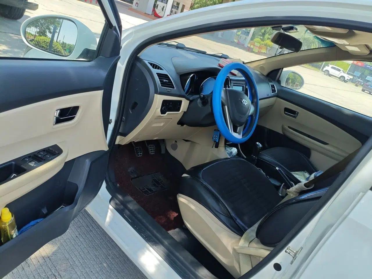 Chery E3 2013 1.5L Manual Fashion Model — миниатюра 16