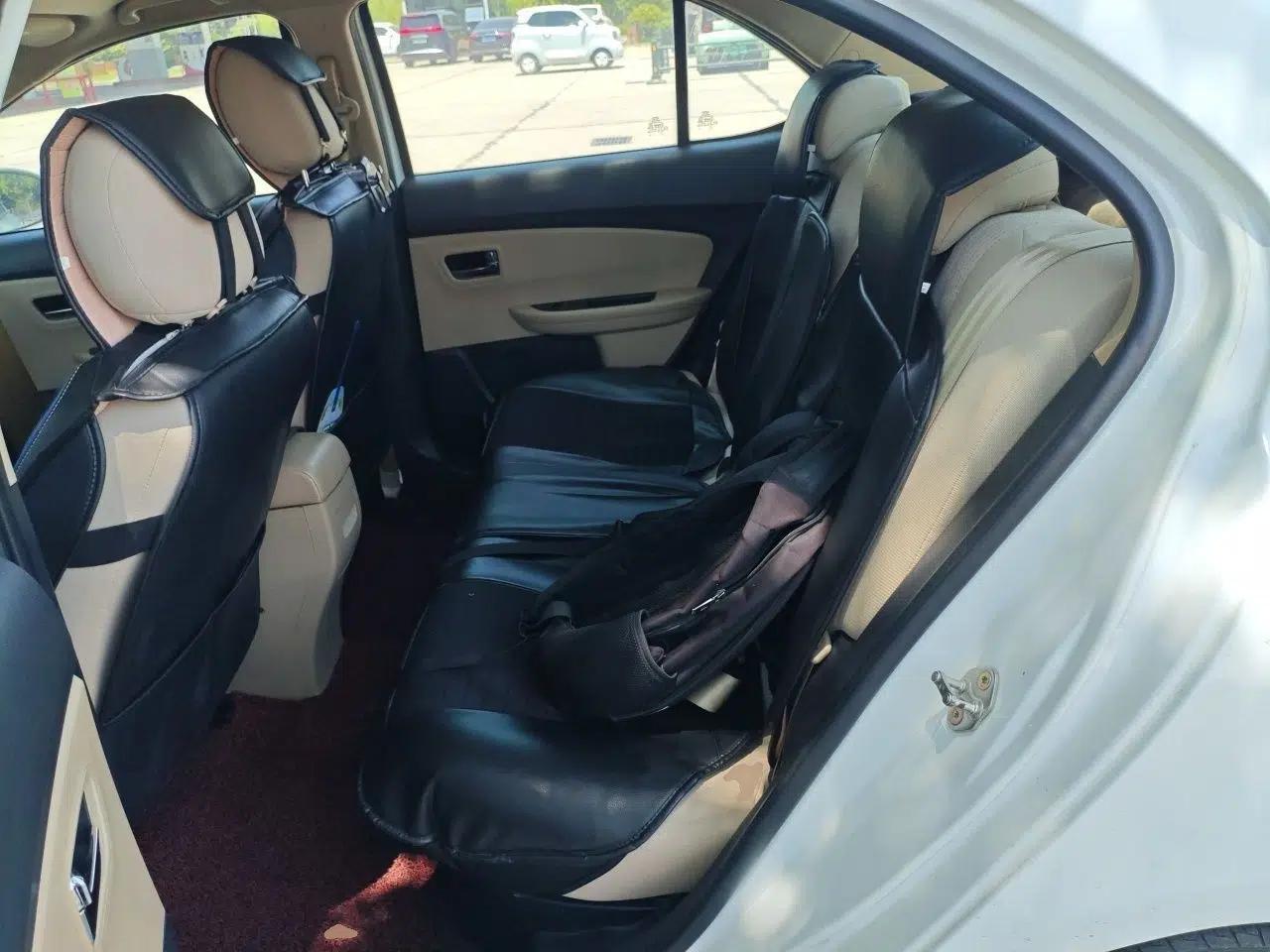 Chery E3 2013 1.5L Manual Fashion Model — миниатюра 17