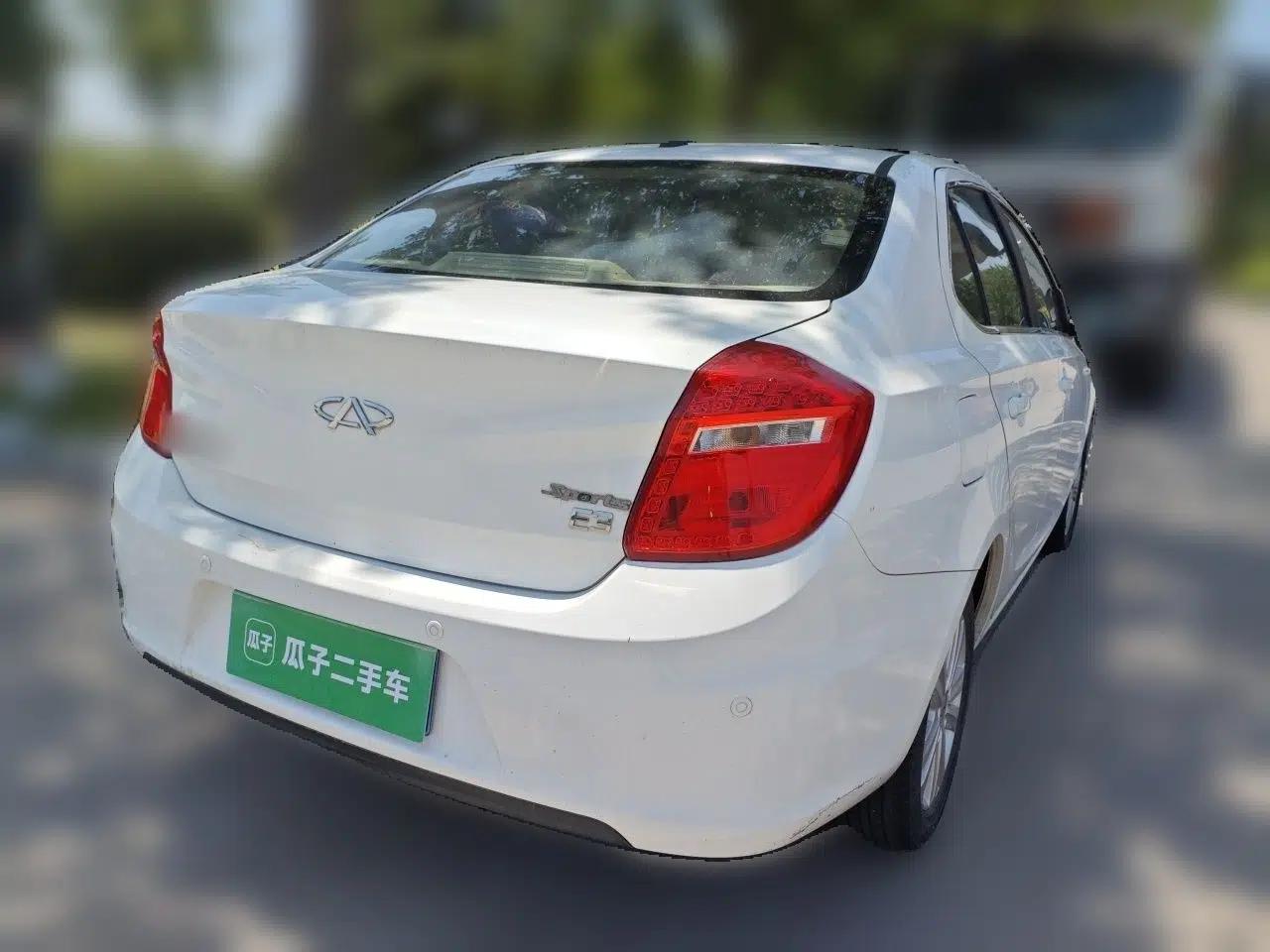 Chery E3 2013 1.5L Manual Fashion Model — миниатюра 6