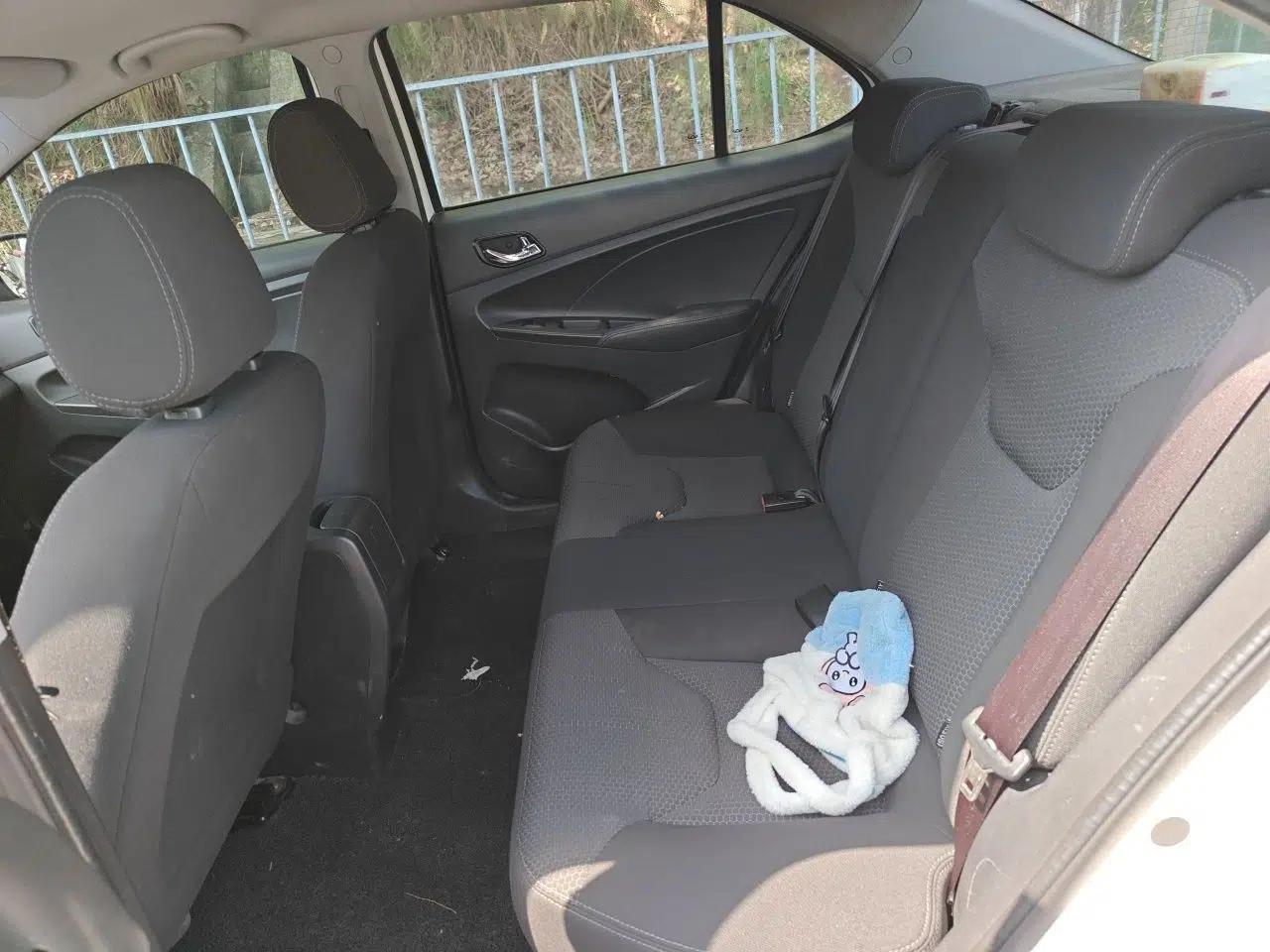 Chery Arrizo 3 2015 1.5L Manual - Powerful Version — миниатюра 17
