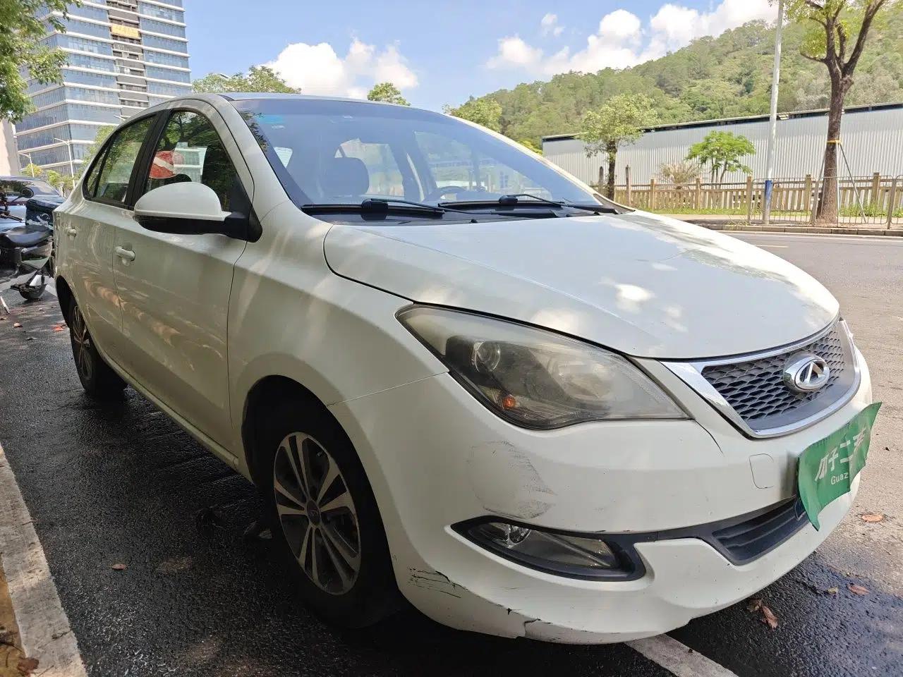 Chery Arrizo 3 2015 1.5L Manual - Powerful Version — миниатюра 3