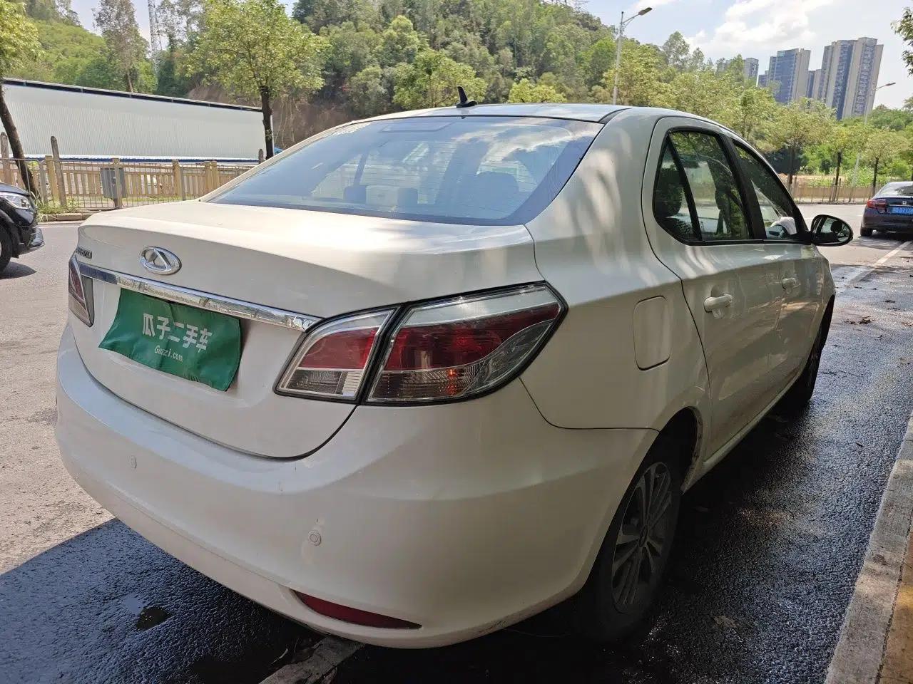 Chery Arrizo 3 2015 1.5L Manual - Powerful Version — миниатюра 6