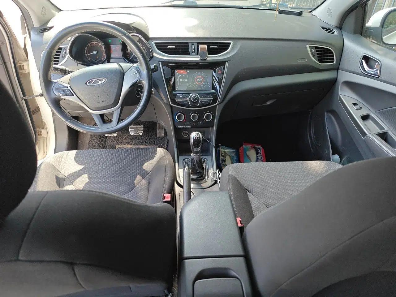 Chery Arrizo 3 2015 1.5L Manual - Powerful Version — миниатюра 9