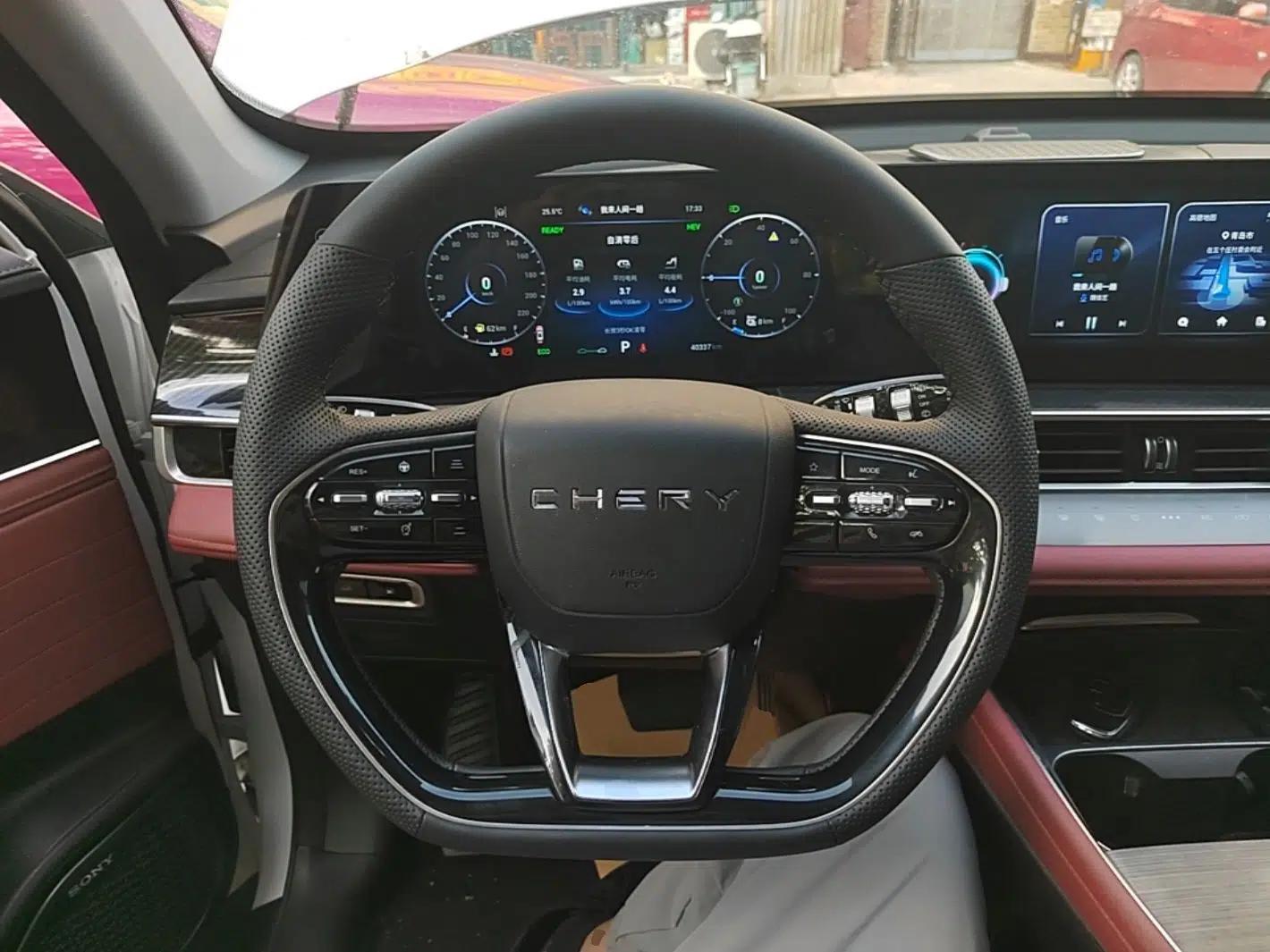Chery Tiggo 7 PLUS New Energy 2023 Champion Edition 1.5T 100KM Speedy Version — миниатюра 13