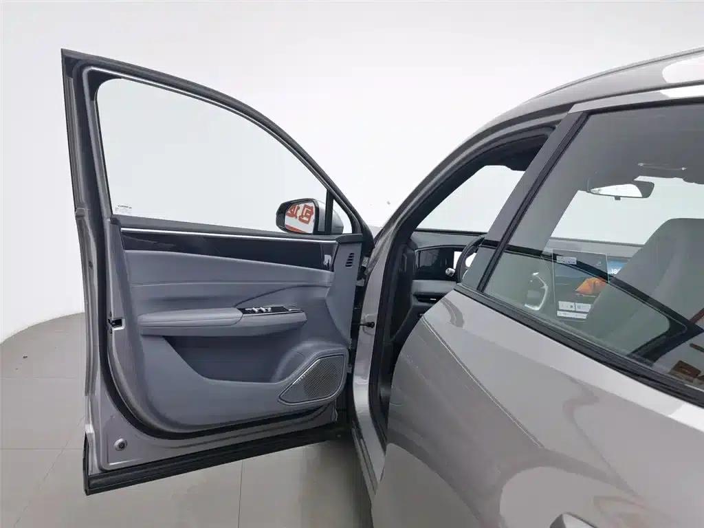 Galaxy L7 2025 EM-i 115km Explorer+ Edition — миниатюра 8