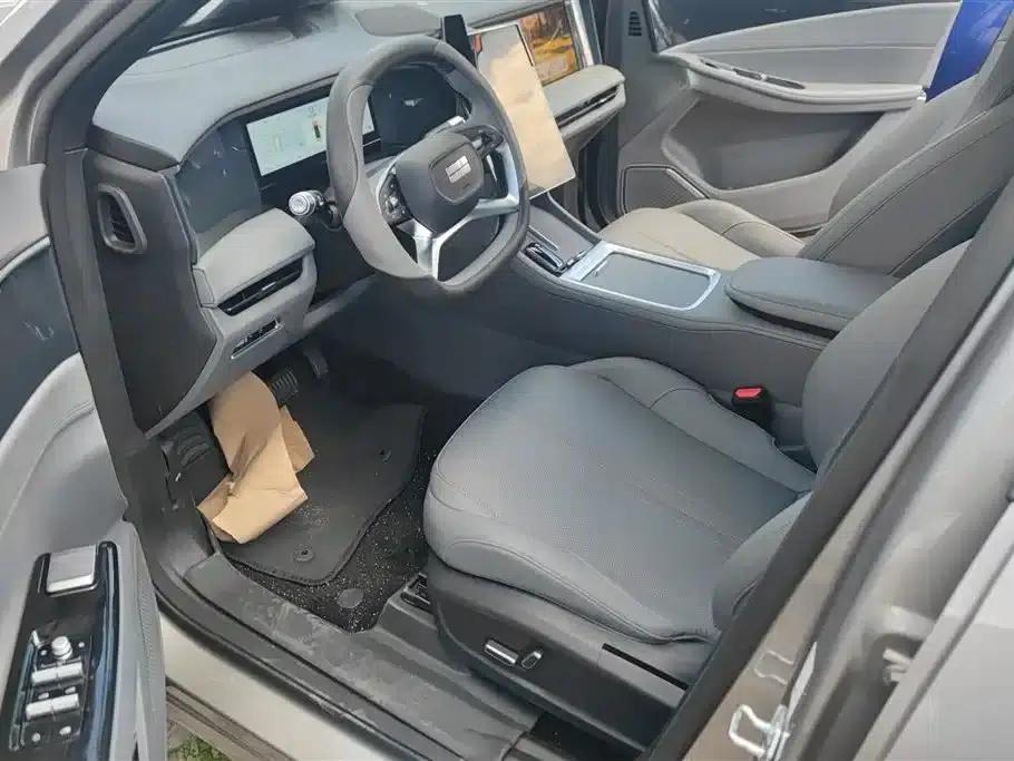 Galaxy L7 2025 EM-i 115km Explorer Edition — миниатюра 9