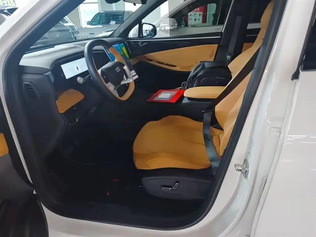 Galaxy L7 2024 1.5T 115km PLUS Dragon Edition — миниатюра 15