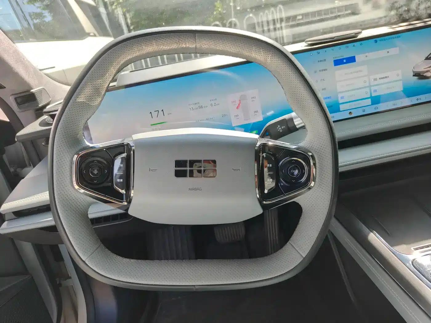 Galaxy E8 2025 Model 700km Long-Range Intelligent Driving Edition — миниатюра 4