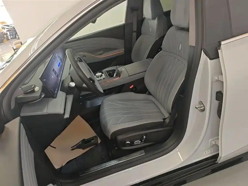Galaxy E8 2025 Model 700km Long-Range Intelligent Driving Edition — миниатюра 15