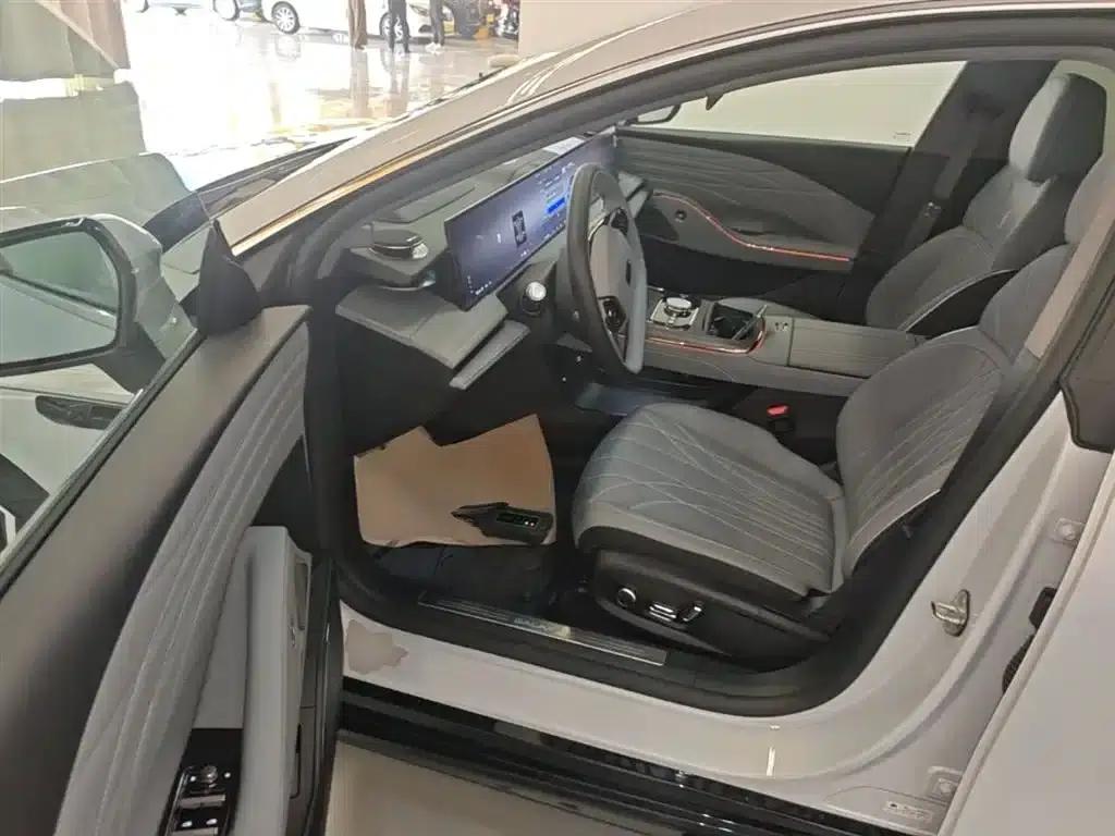 Galaxy E8 2025 Model 700km Long-Range Intelligent Driving Edition — миниатюра 16