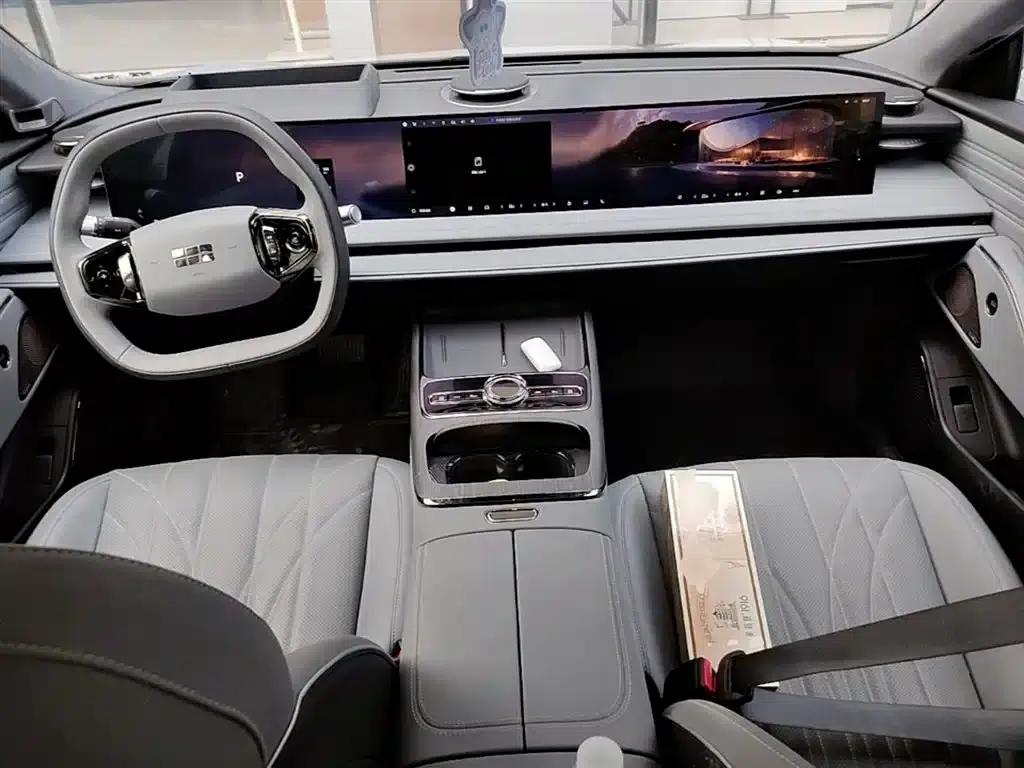 Galaxy E8 2025 Model 700km Long-Range Intelligent Driving Edition — миниатюра 16