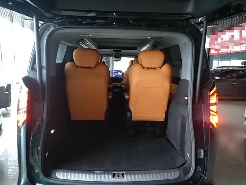 Yizhen L380 2025 Model 805km Flagship Edition 4WD — миниатюра 19