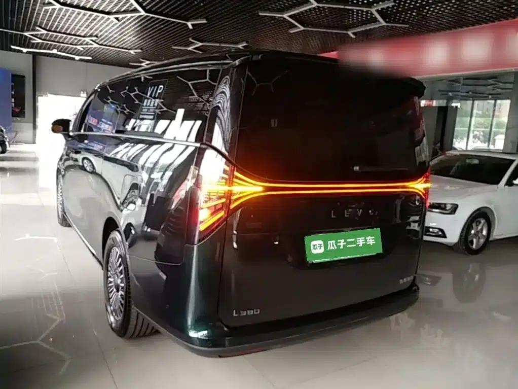 Yizhen L380 2025 Model 805km Flagship Edition 4WD — миниатюра 5
