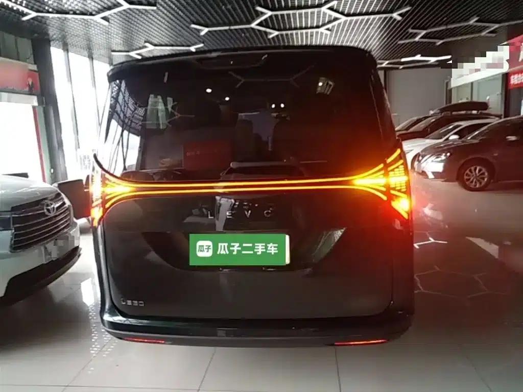 Yizhen L380 2025 Model 805km Flagship Edition 4WD — миниатюра 6