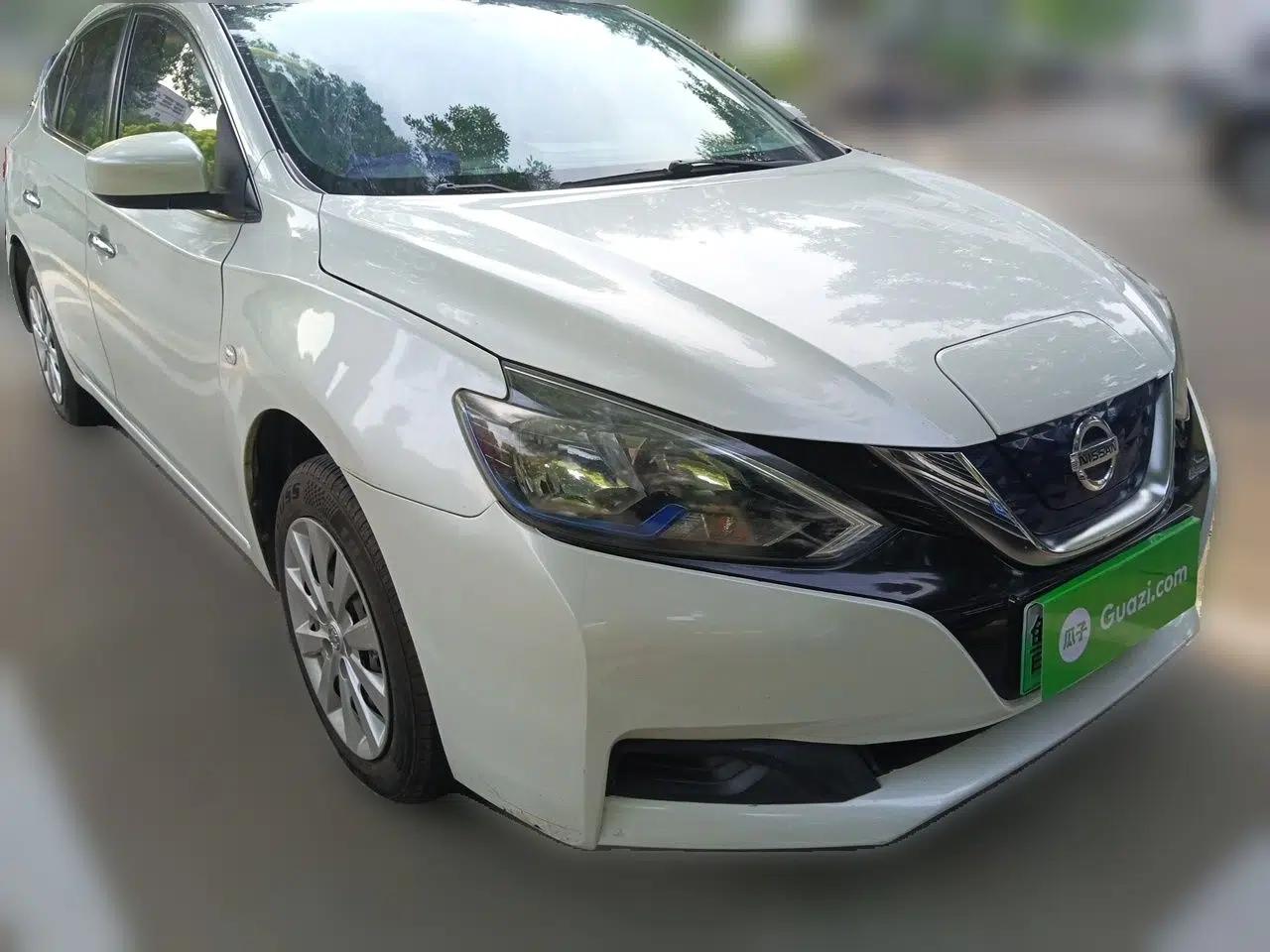 Nissan Sylphy EV 2018 Smart Edition — миниатюра 3
