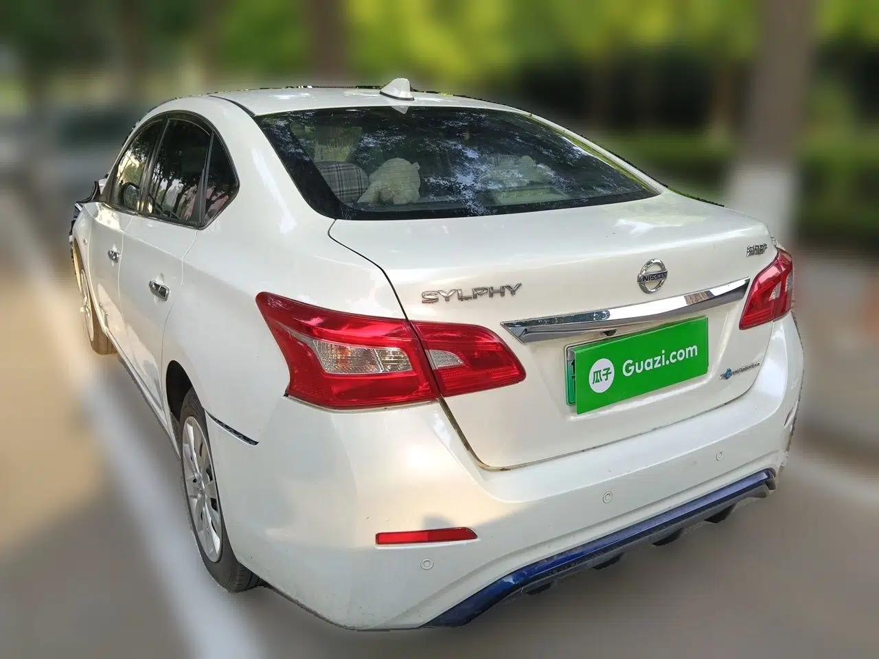 Nissan Sylphy EV 2018 Smart Edition — миниатюра 4