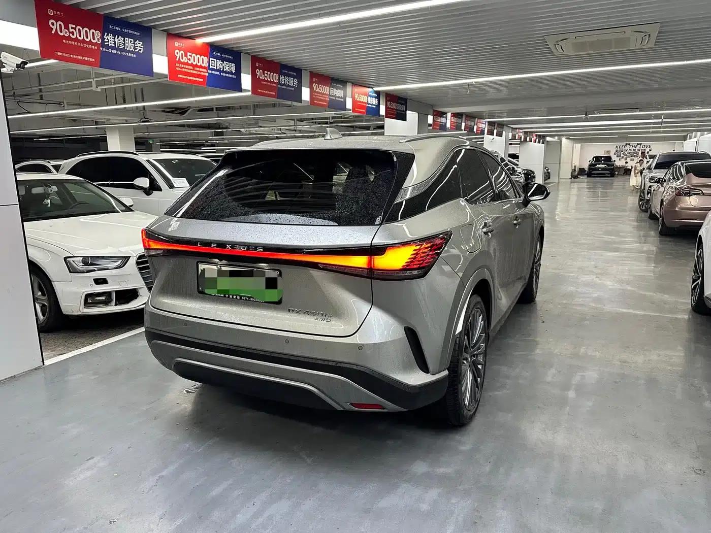Lexus RX Hybrid 2023 450h+ AWD Enjoy Edition — миниатюра 11