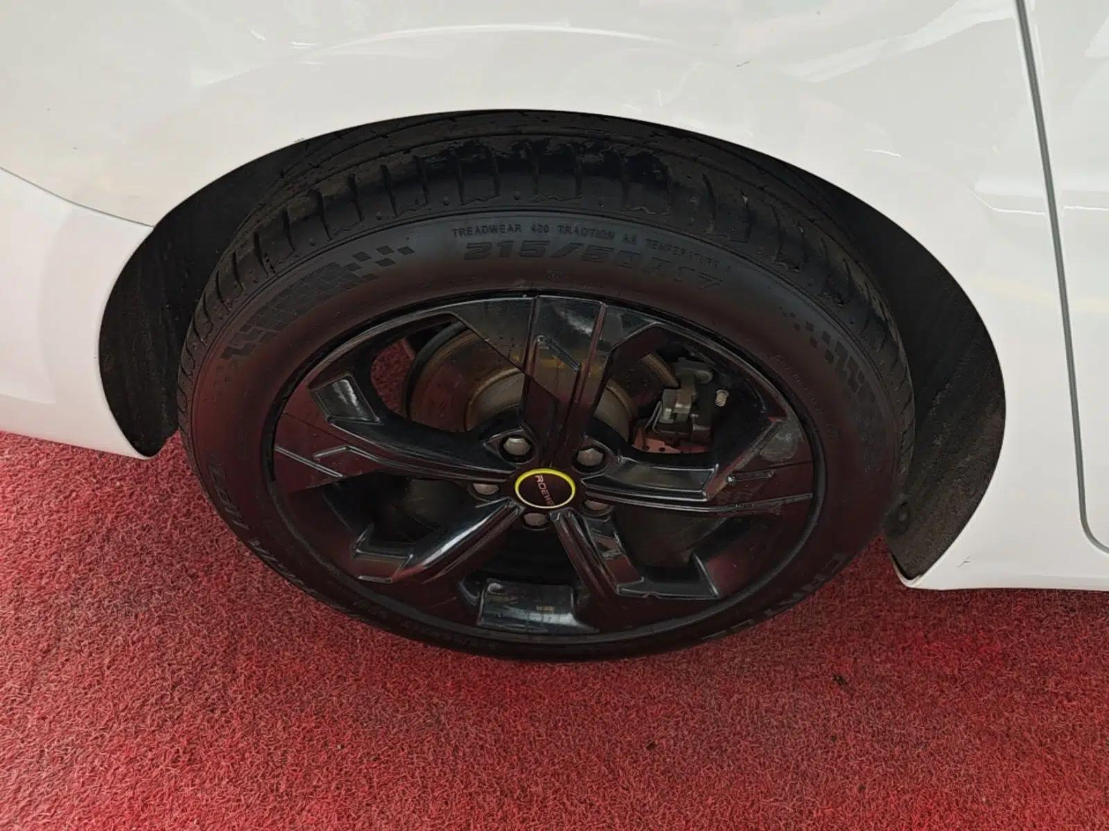 Roewe i6 MAX 2020 300TGI Automatic Sporty Cool Edition — миниатюра 11