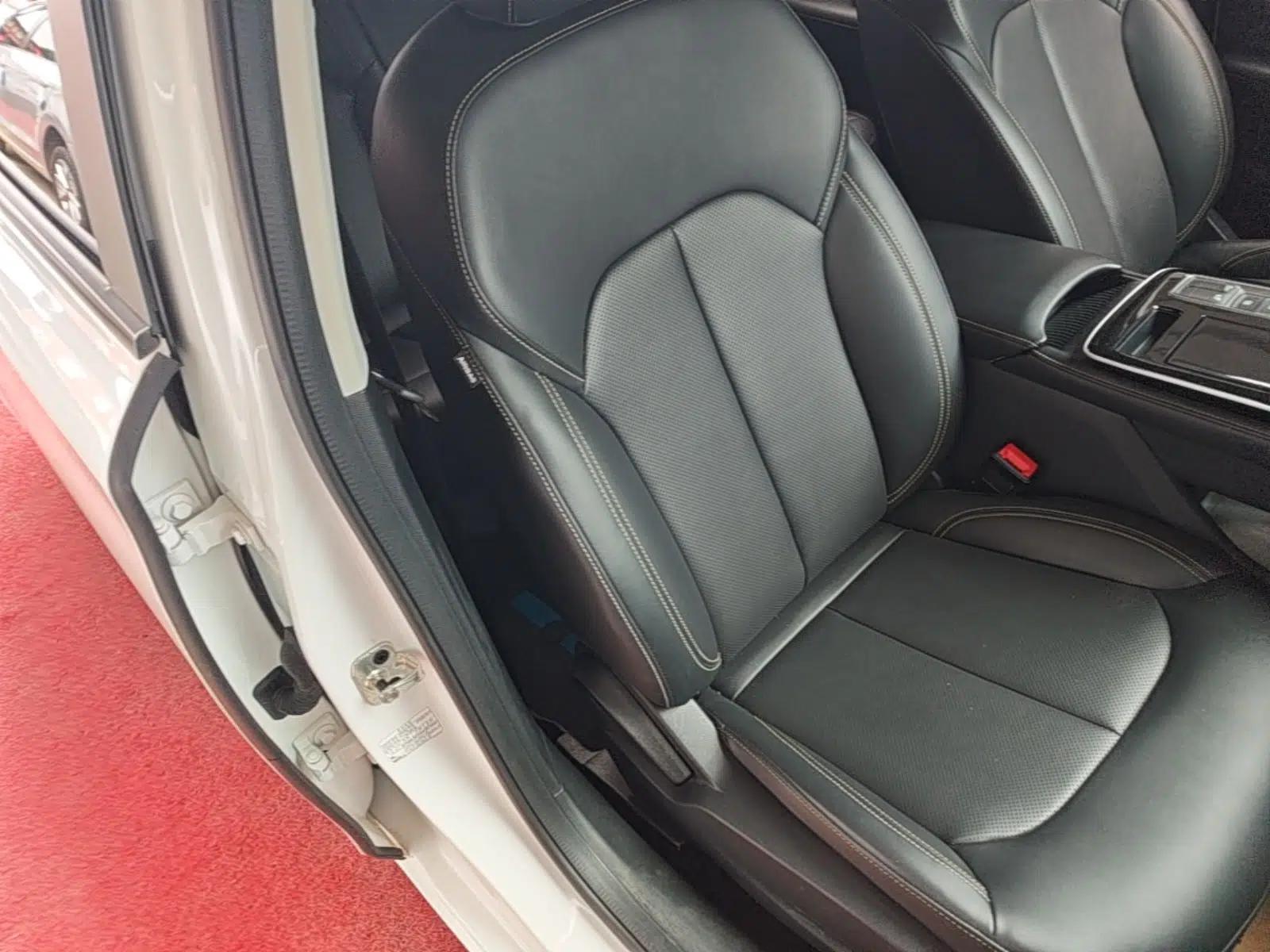 Roewe i6 MAX 2020 300TGI Automatic Sporty Cool Edition — миниатюра 19