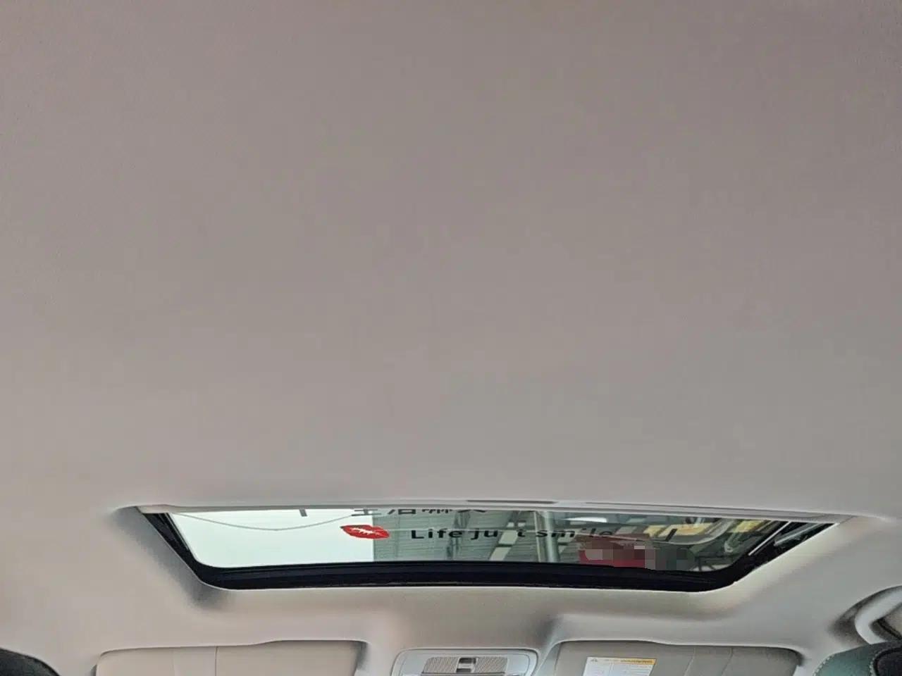 Roewe i6 MAX 2020 300TGI Automatic Sporty Cool Edition — миниатюра 21