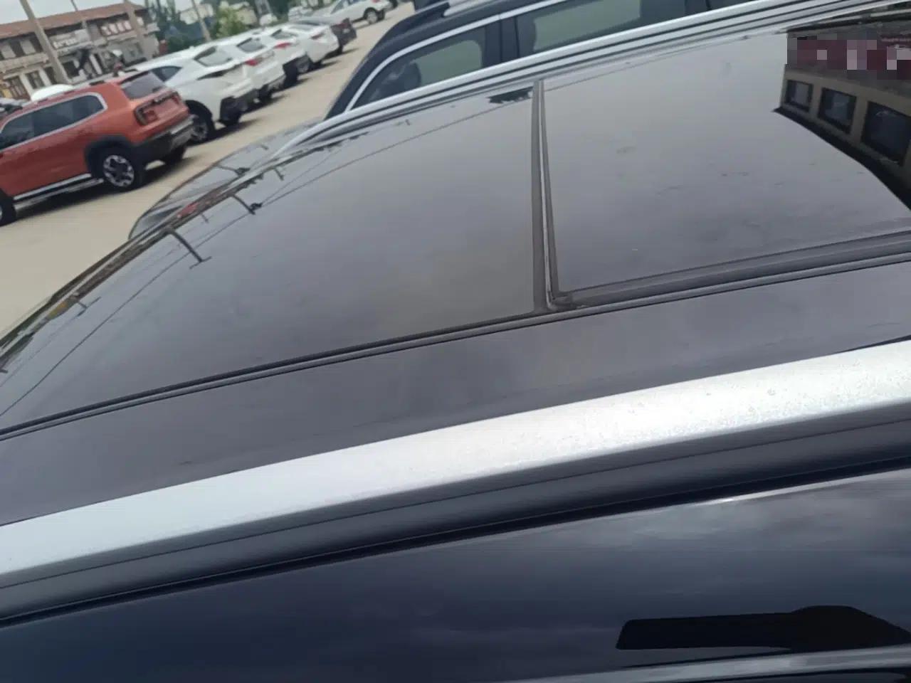 SOL X8 PLUS 2023 1.5 TGDI DCT Smart Home Edition 7-Seater — миниатюра 7
