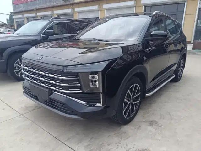 SOL X8 PLUS 2023 1.5 TGDI DCT Smart Home Edition 7-Seater