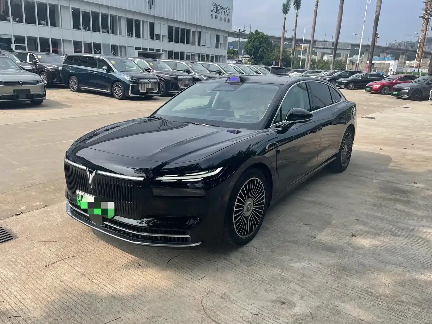 Voyah Chase Light L 2026 All-Wheel Drive Ultra — миниатюра 1