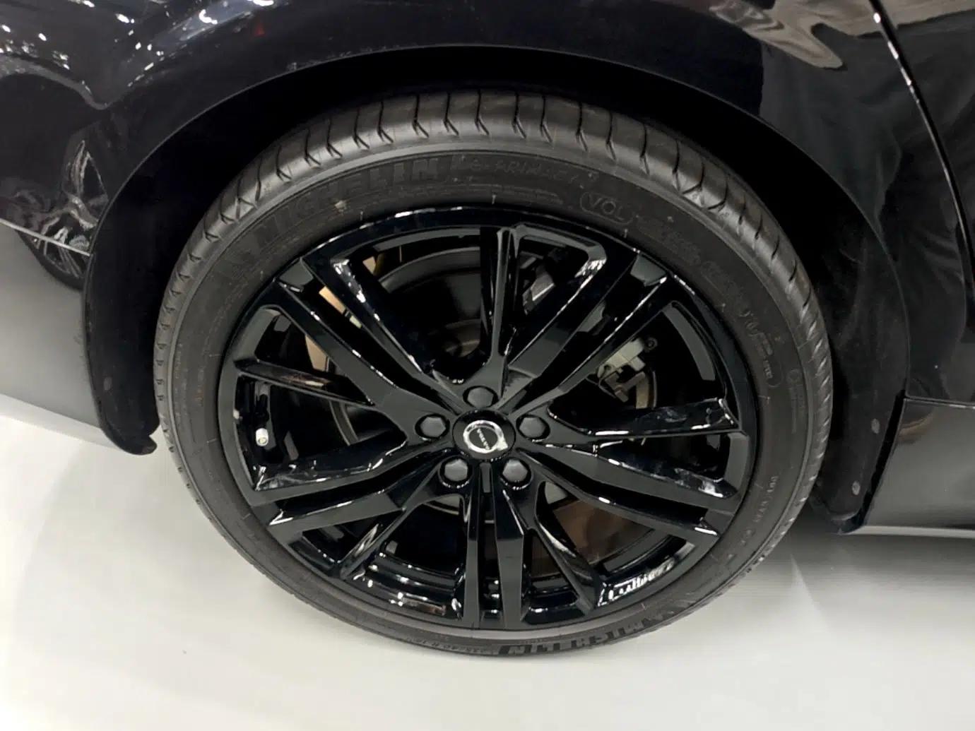 Volvo S60 New Energy 2024 T8 All-Wheel Drive Long-Range Luxury Midnight Black Edition — миниатюра 11