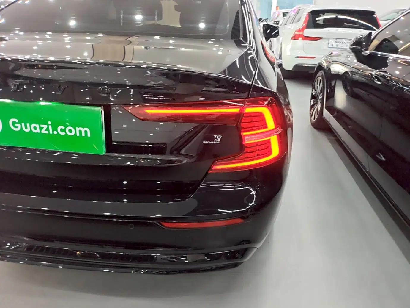 Volvo S60 New Energy 2024 T8 All-Wheel Drive Long-Range Luxury Midnight Black Edition — миниатюра 9