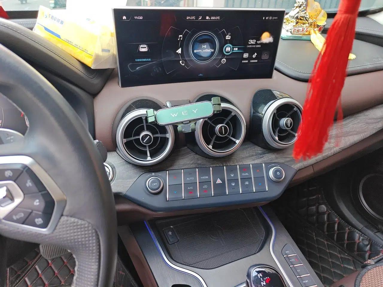 Wey VV7 New Energy 2020 PHEV 2.0T Flagship Model — миниатюра 13