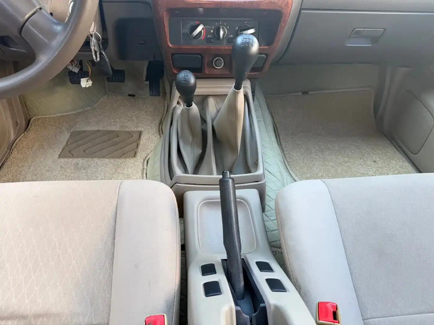 2013 Nissan ZN Van 2.4L 4WD Standard 5-Seater — миниатюра 7