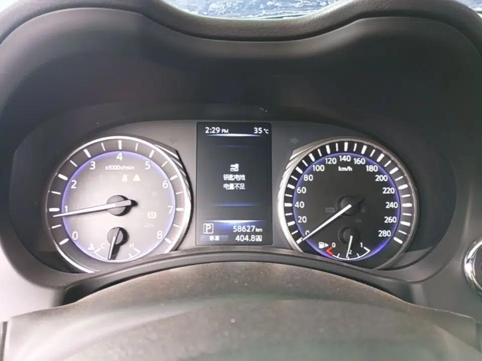 Infiniti Q60 2019 2.0T Luxury Edition — миниатюра 14