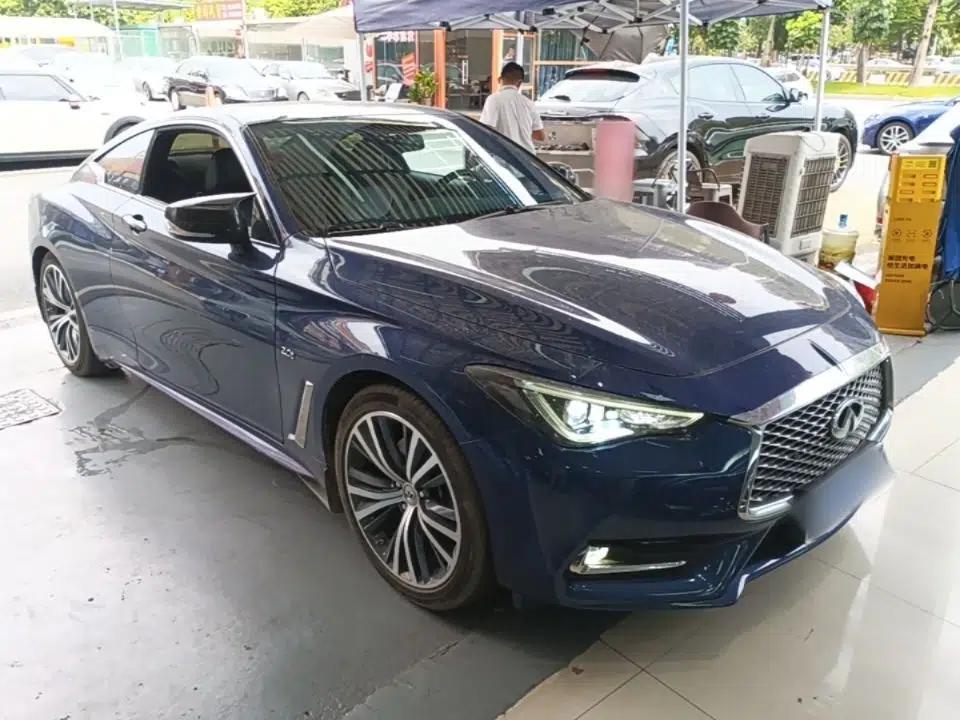 Infiniti Q60 2019 2.0T Luxury Edition — миниатюра 3