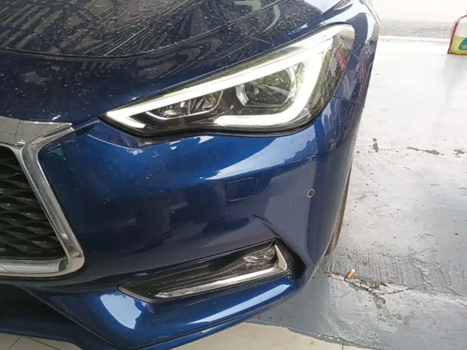 Infiniti Q60 2019 2.0T Luxury Edition — миниатюра 8