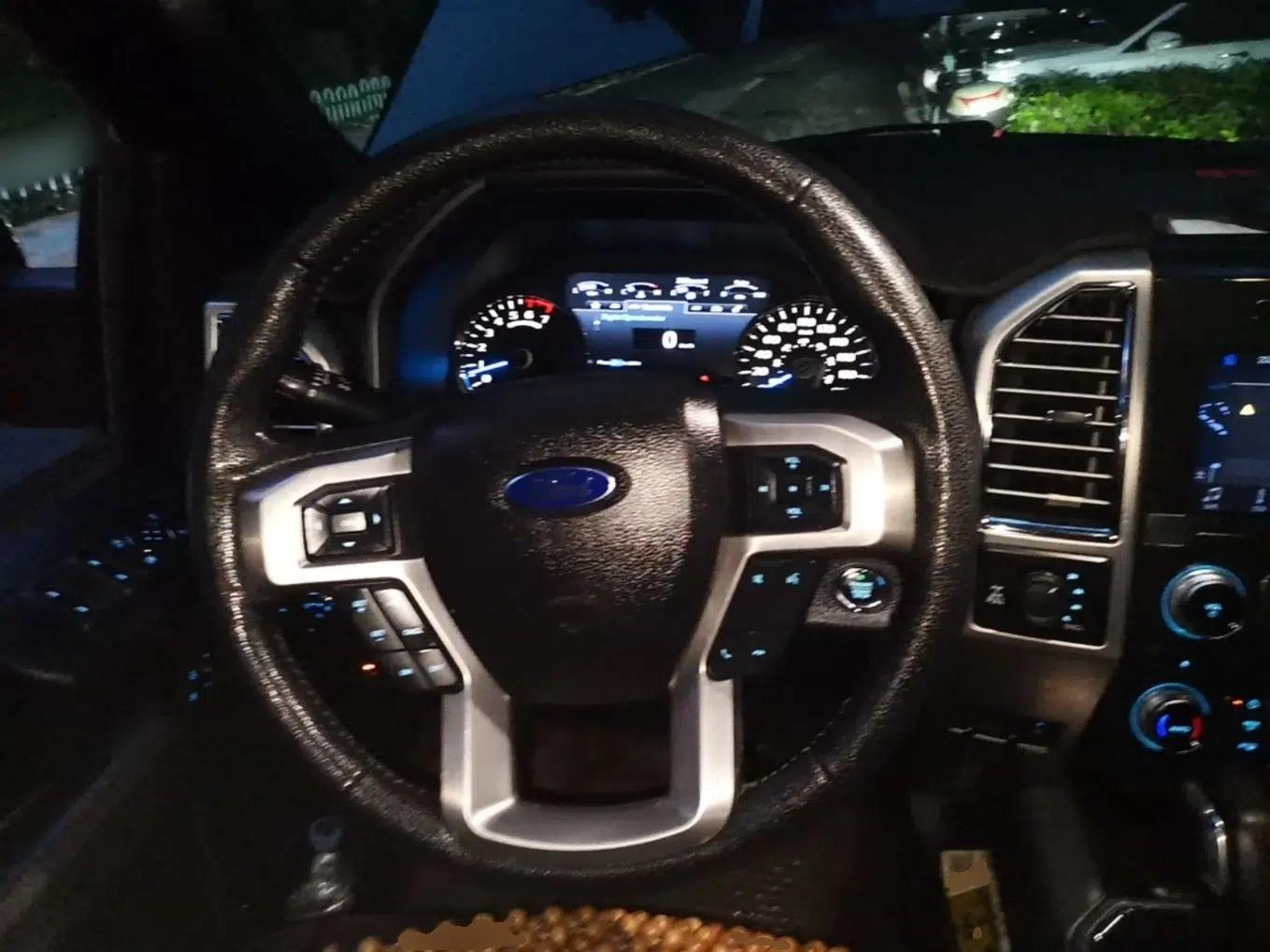 Ford F-150 — миниатюра 10