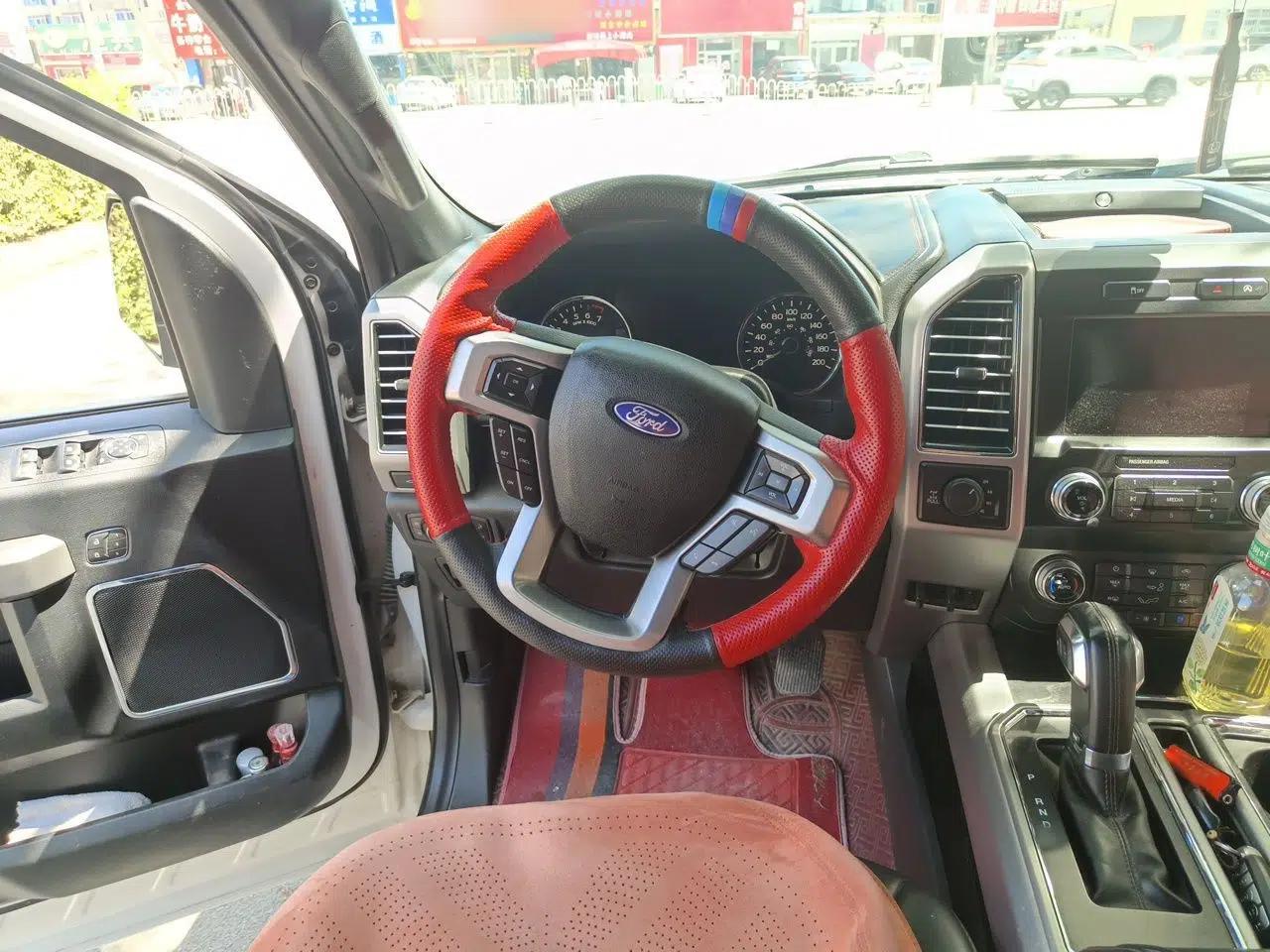 Ford F-150 — миниатюра 10